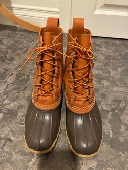 Women's Bean Boots 8" tall in a size 7 in EXCELLENT condition