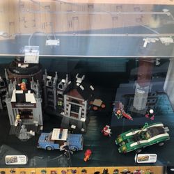 2018 Lego Batman Movie Toys R Us Store Lighted Display 70(contact info removed)5 70903