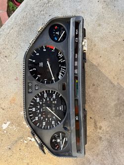 E30 gauge cluster