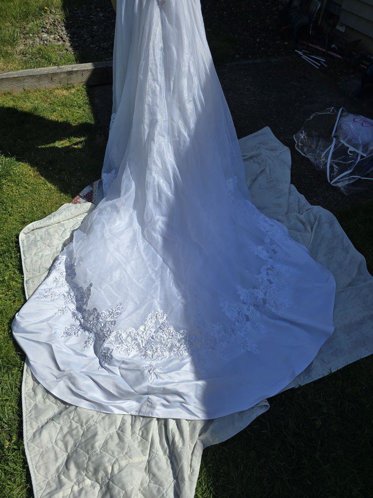 Brides Wedding Dress Size 10
