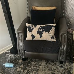 2 Chairs 