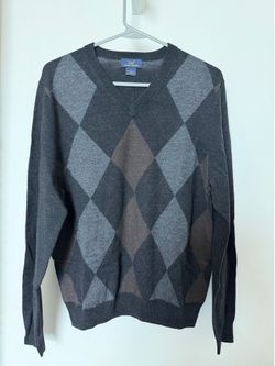 Brooks Brothers 346 Merino Wool Argyle V-Neck Sweater – Size S – Charcoal Gray