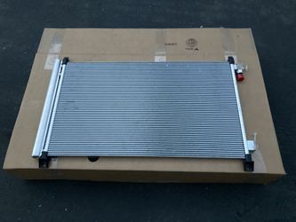 2014 / 2020   Nissan Rogue A/C Condenser OEM 