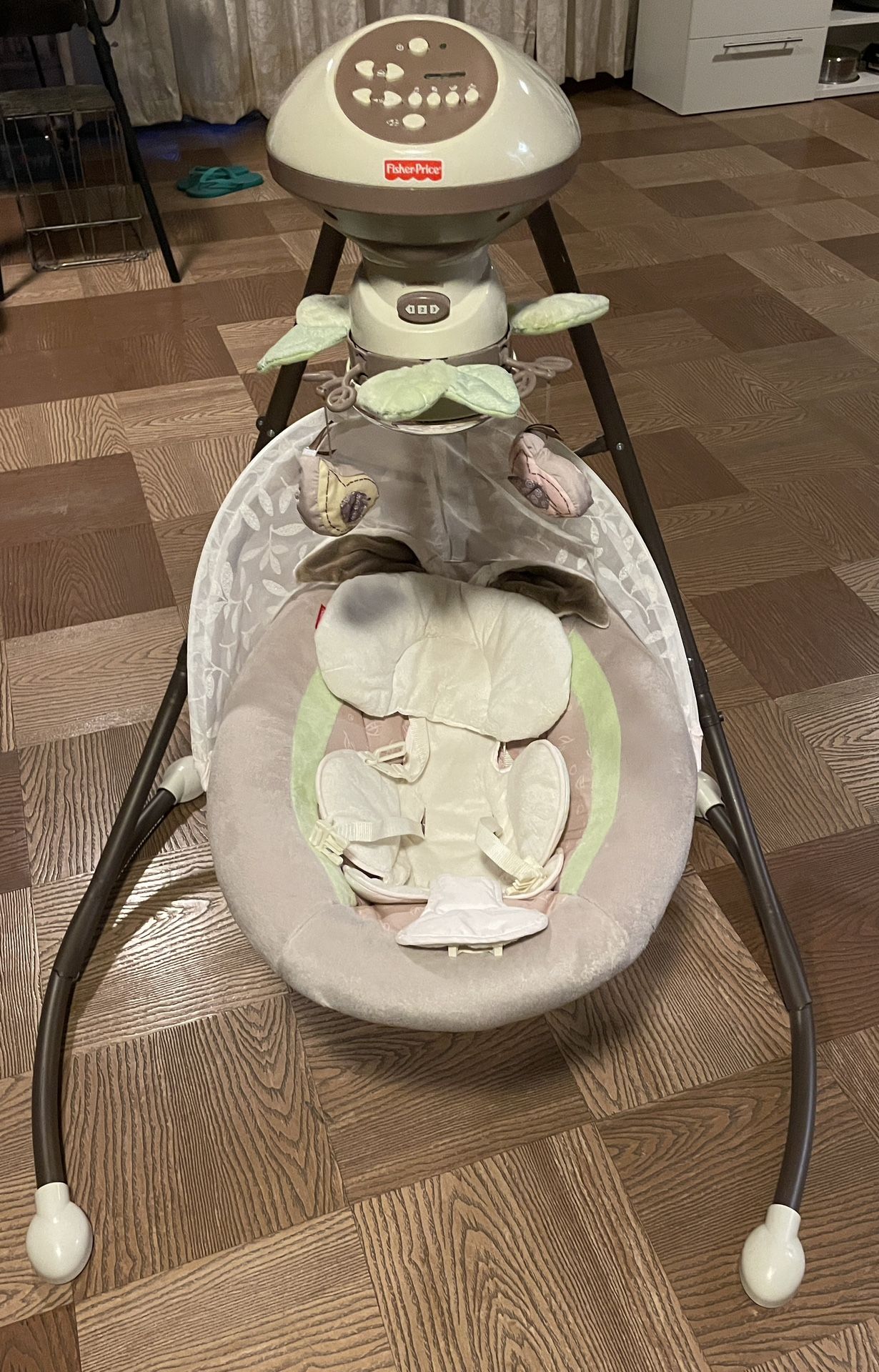 Fisher-Price Sweet Dreams Cradle 'N Swing