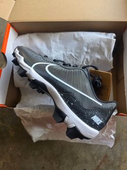 Baseball cleats nike 5.5 youth