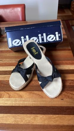 l.e.i. Baybrez Black 3”Sandal Size 9