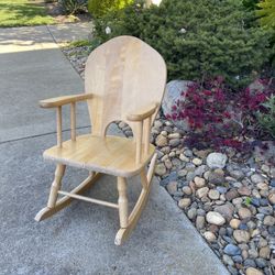 Kids Solid Maple Full Back Seat Rocking Chair