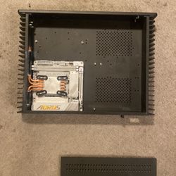 Streacom FC5 Alpha fanless HTPC (Home Theater PC) case