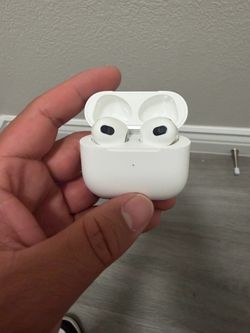 AirPods 3