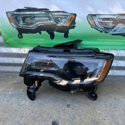 2015-2021 Jeep Grand Cherokee SRT Driver Headlight