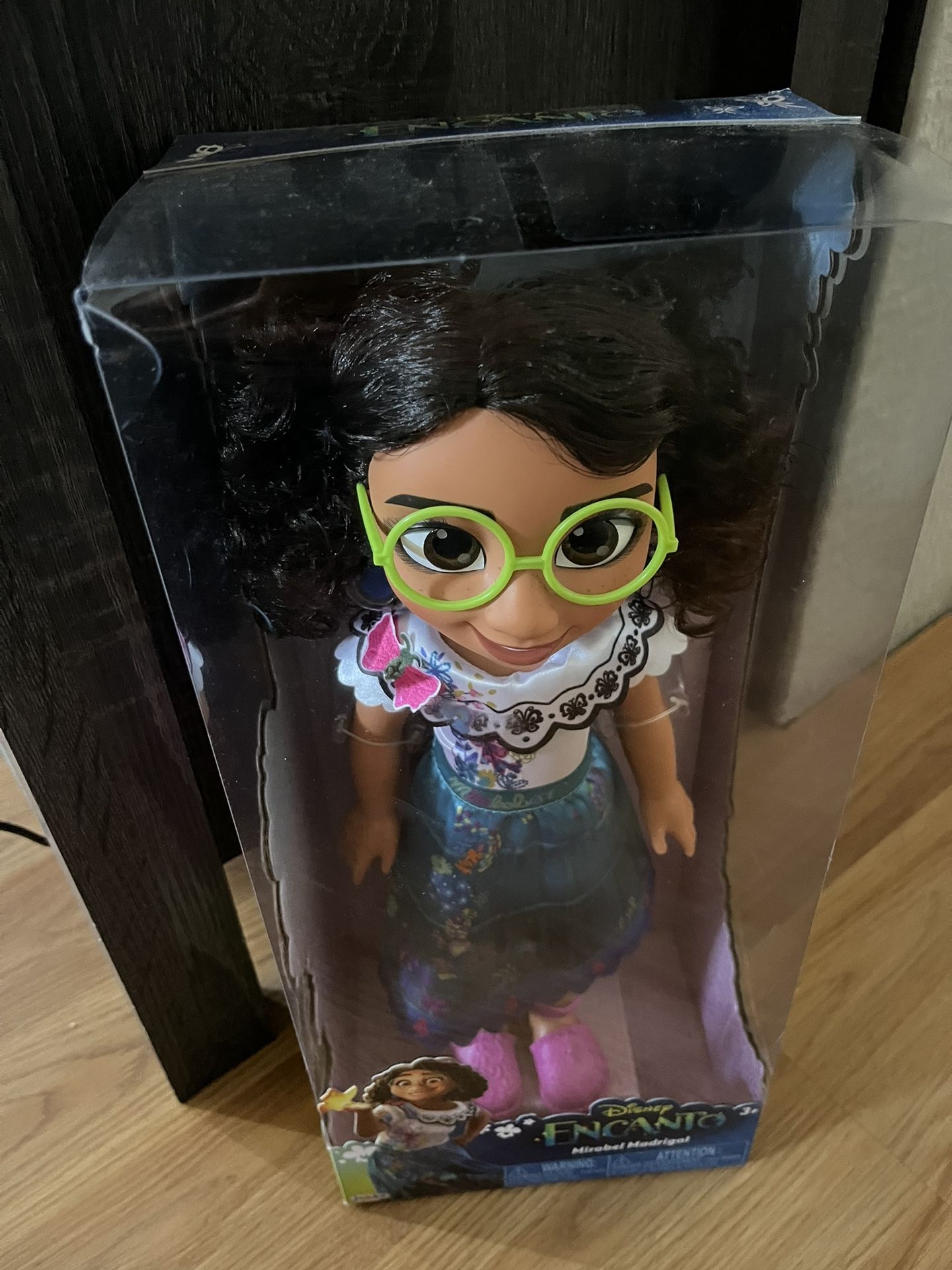 New Disney Movie Encanto 2022 Mirabel Madrigal.