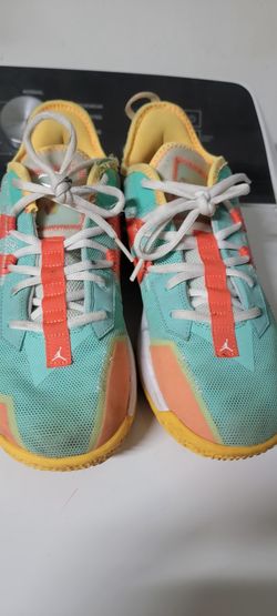 Men's shoes