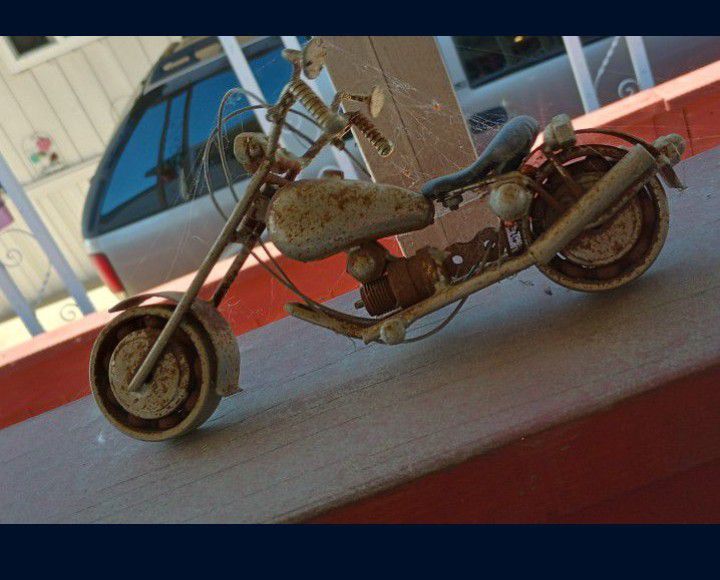 Mototcycle Chopper Scrap Metal Art Sculture Scrap Metal Made