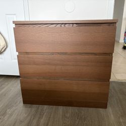 Brown 3-drawer Dresser