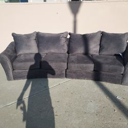 Sofa, 9'.5 Long 
