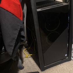 gaming PC setup