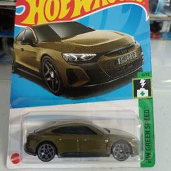 Hot Wheels AUDI RS E-TRON GT 