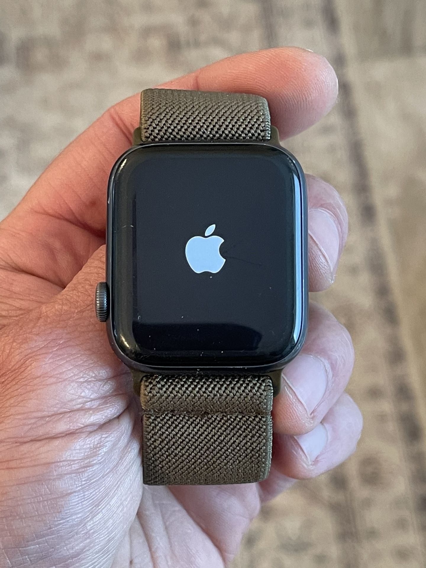 Apple Watch 44MM Series 6
