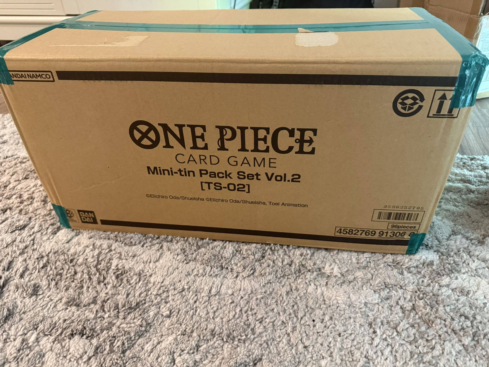 One Piece Japanese Asia Exclusive Tin Set  Factory Sealed