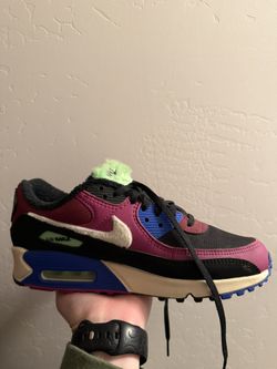 Nike Air Max 90 Green Glow Faux Fur Tongue – Black/Pink/Blue