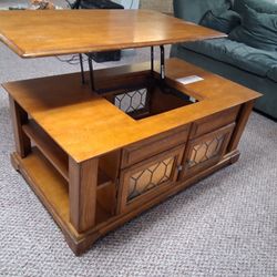 COFFEE TABLE w/ TWO END TABLES