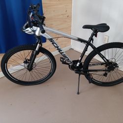 Schwinn Al Comp Mountain Bike - Brand New 
