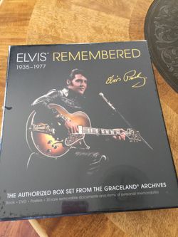 Elvis Presley Memories Box NIB 