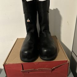 RED WING SHOES Size 9.5 MODEL 3555 