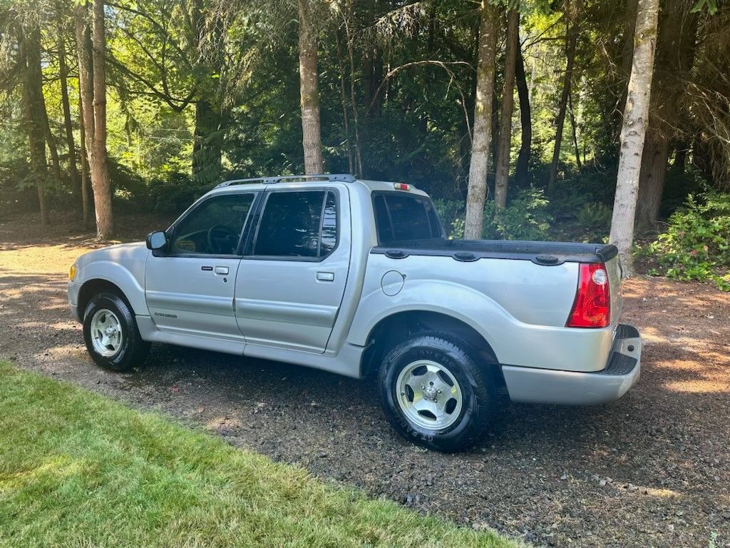 2002 Ford Explorer Sport
