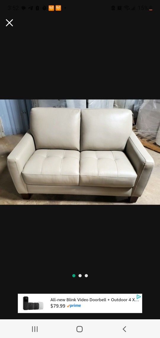 🤍 Modern Cream Leather Loveseat – Tufted Cushions, Like New