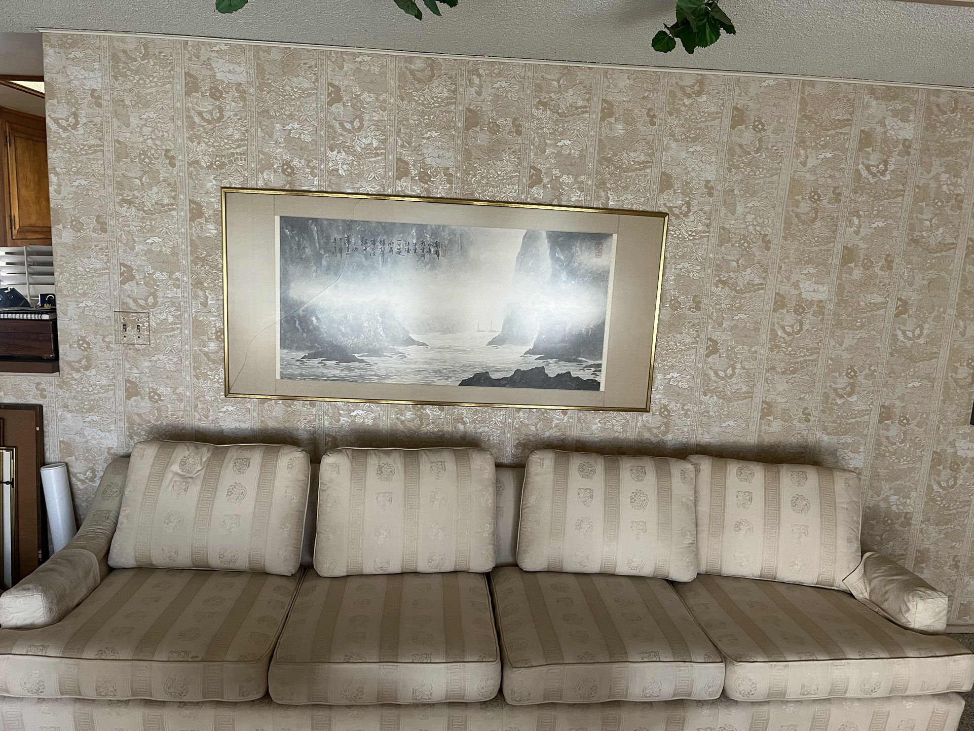 4 CUSHION COUCH (must sale 28/29 of April 