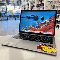 MacBook Air i5 2018