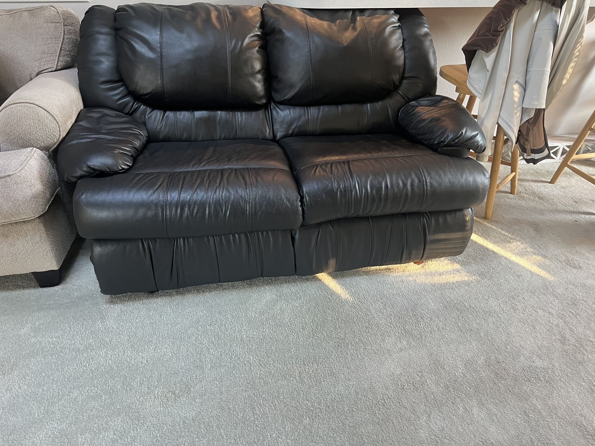 Love Seat Sofa for Sale in Ruston, WA OfferUp