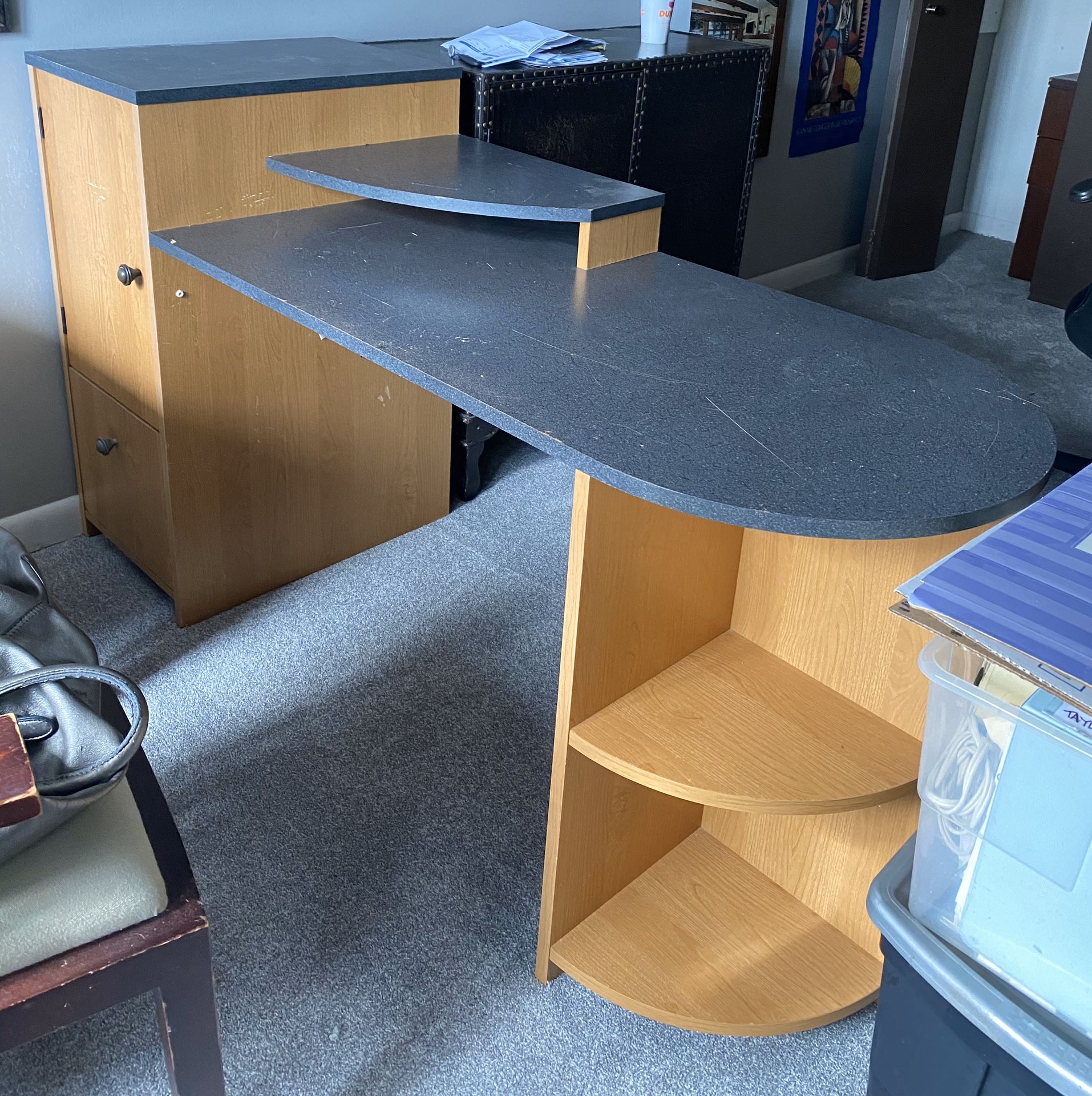 Desk w/Storage Tower & File Drawer