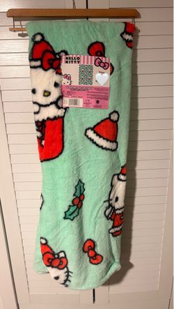 Hello Kitty Christmas Blanket