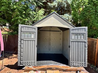 Rubbermaid Outdoor Storage Shed IV41-1