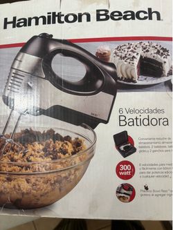 Batidora con 6 velicidades de 300 watt