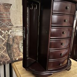 Classic Cherry Wood Jewelry Box 
