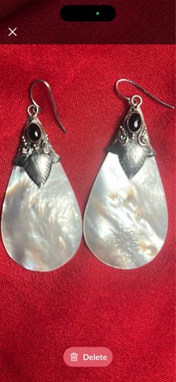 Vintage Mother of Pearl , Sterling silver , black gem stones