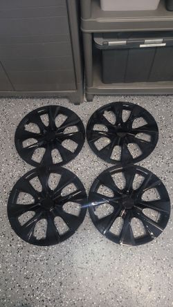 Set of 4 Black Wheel Covers Hubcaps