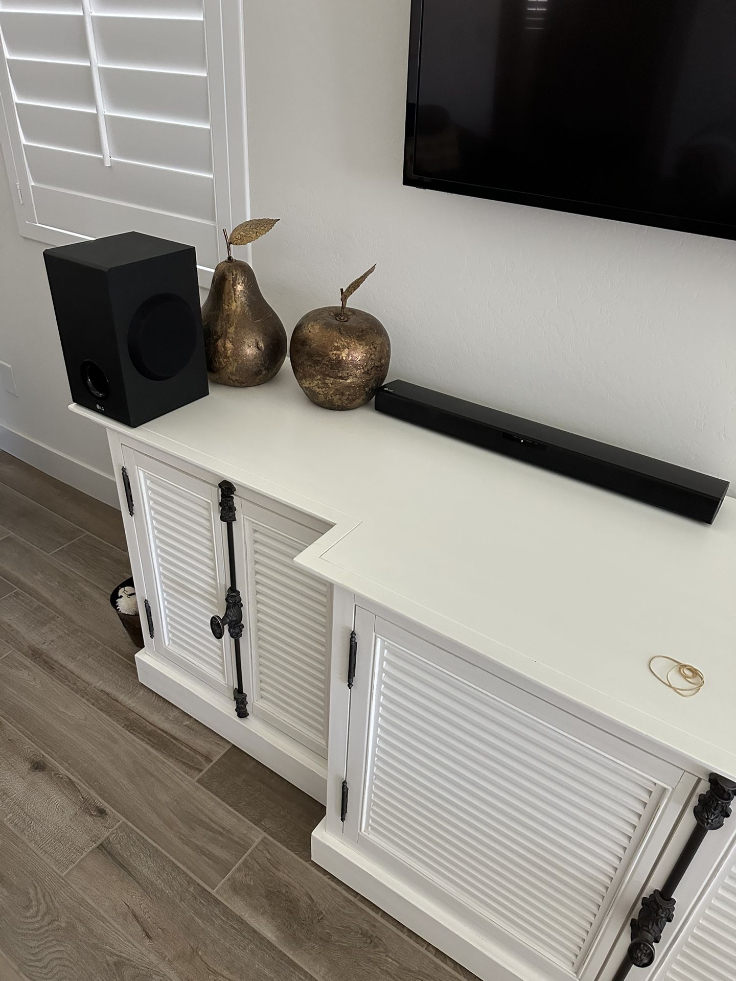 LG Soundbar & Subwoofer