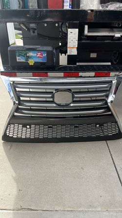 Lexus GX460 OEM Front Grille (2014-2019)