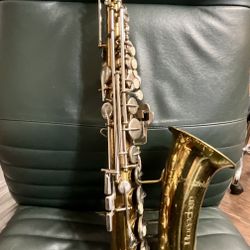 The Buescher Aristocrat Alto Saxophone w/ Hardshell Case  
