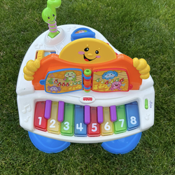 Fisher Price Laugh & Learn Baby Grand Piano