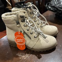 Kids size 2 Boots