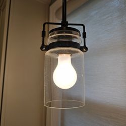 4 Pendant Lights