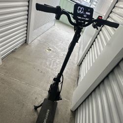 Adult Electric ⚡️ Scooter With Key And 🔌 Charger