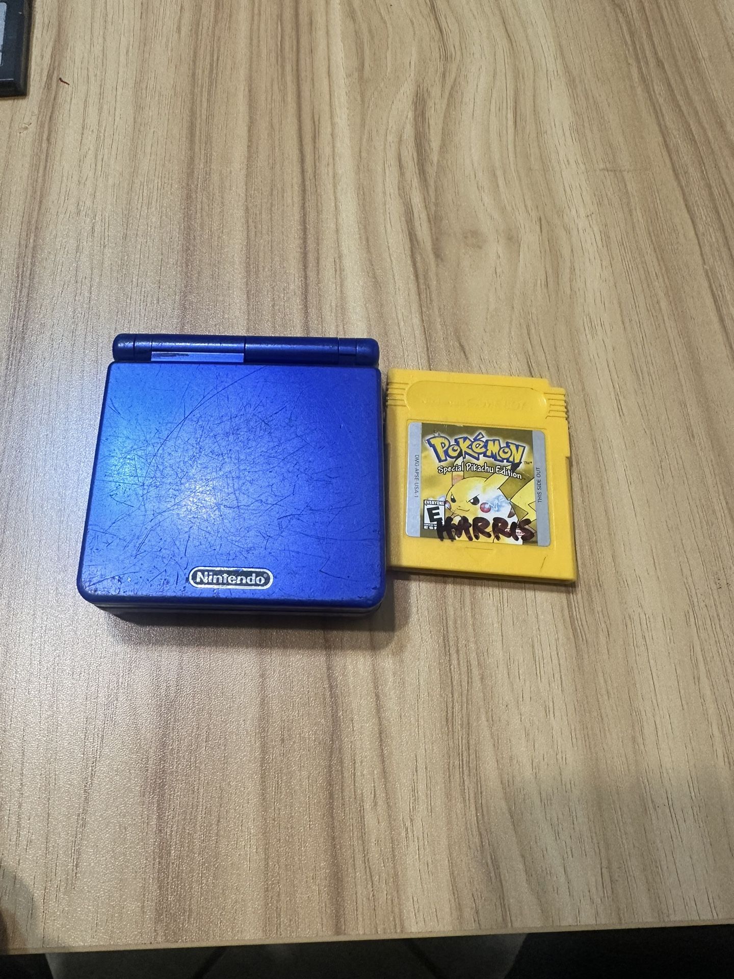 Gameboy Advance SP Pokemon Yellow