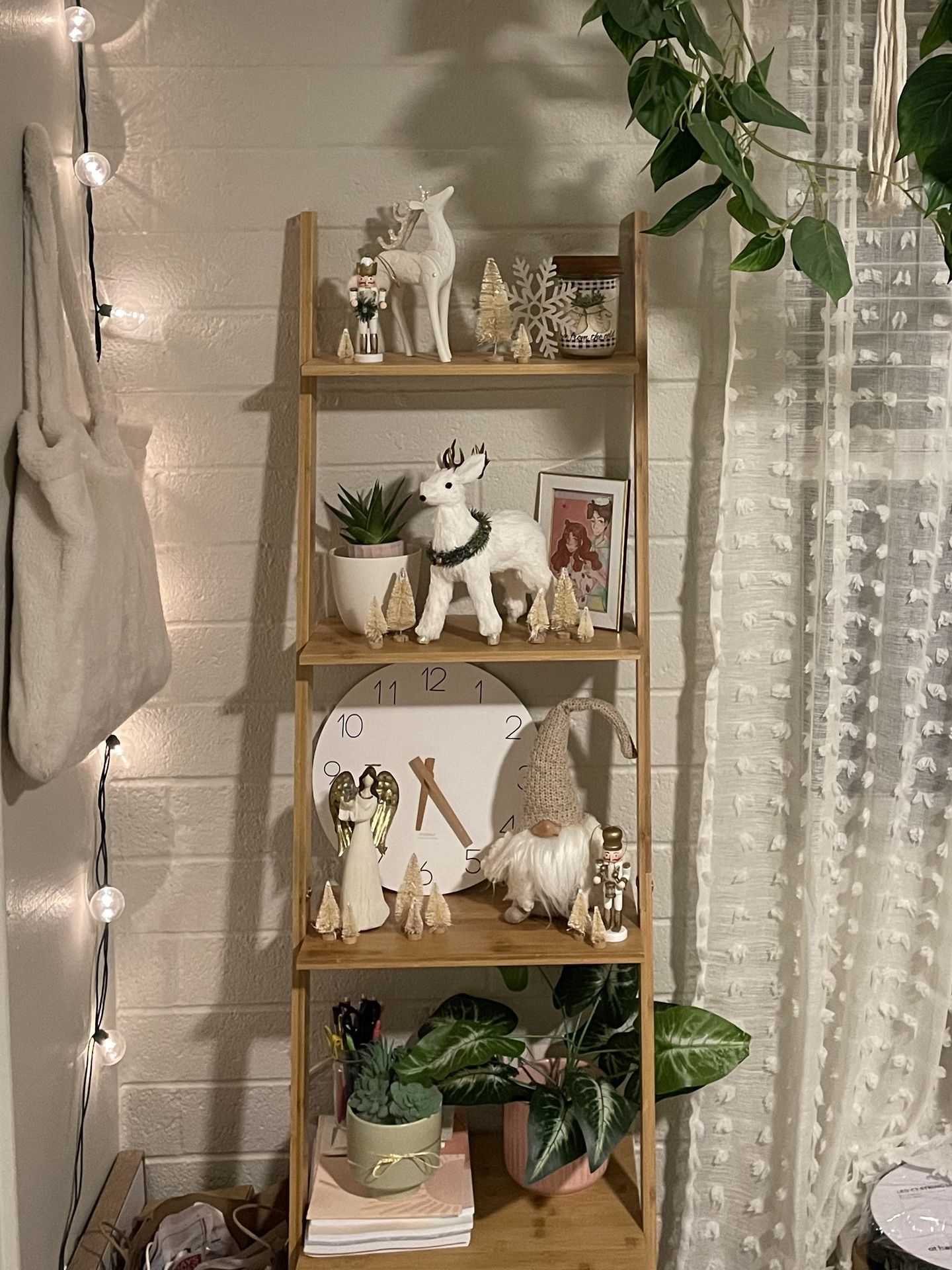 Bamboo Ladder shelf