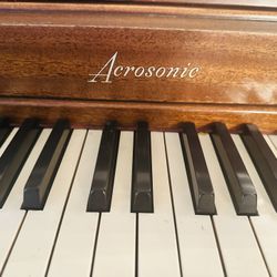 🎹 Baldwin Piano – Circa 1970 – FREE